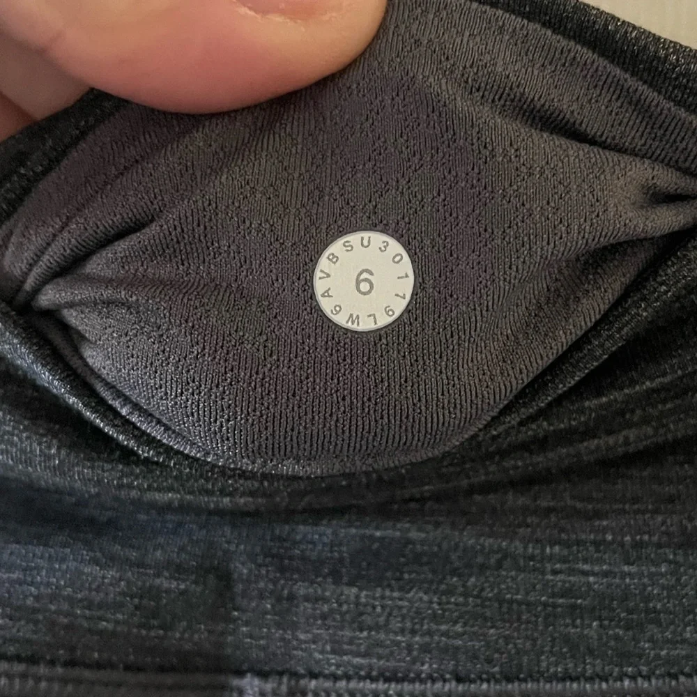 Lululemon leggings • women’s 6